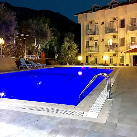 Doga Hotel 3*