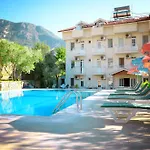 Doga Hotel 3*